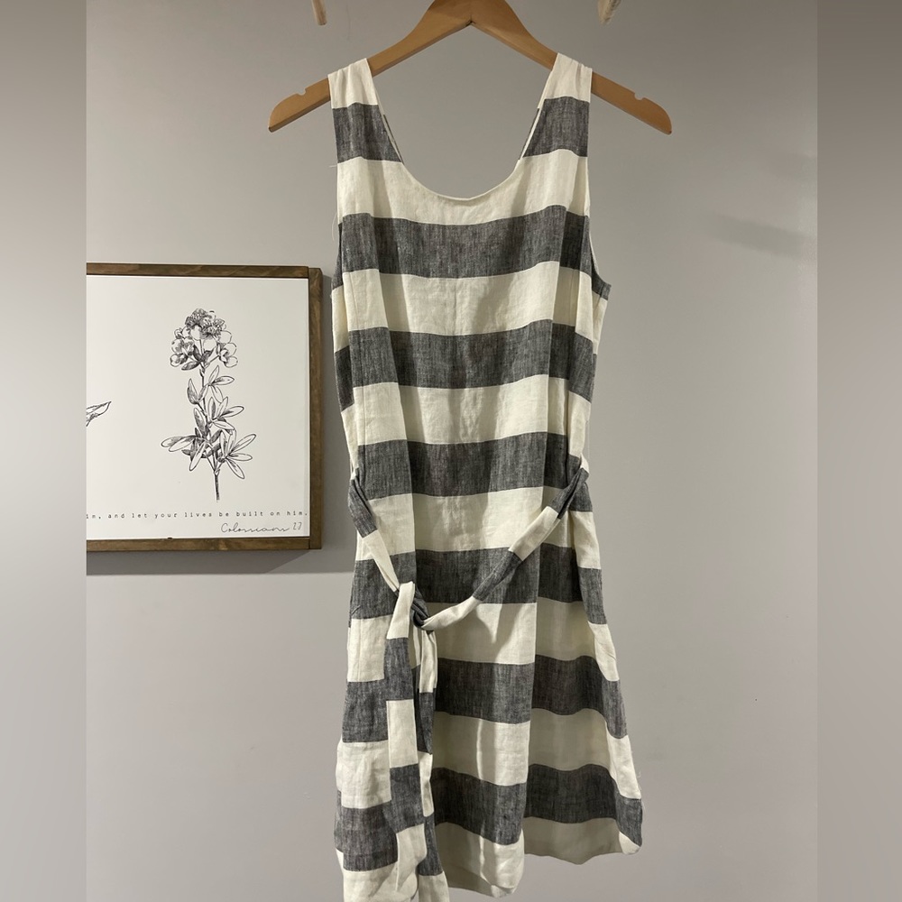 Anthropologie a loves a striped 100% linen dress size small